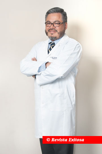Dr. Jorge Gencón Guamán